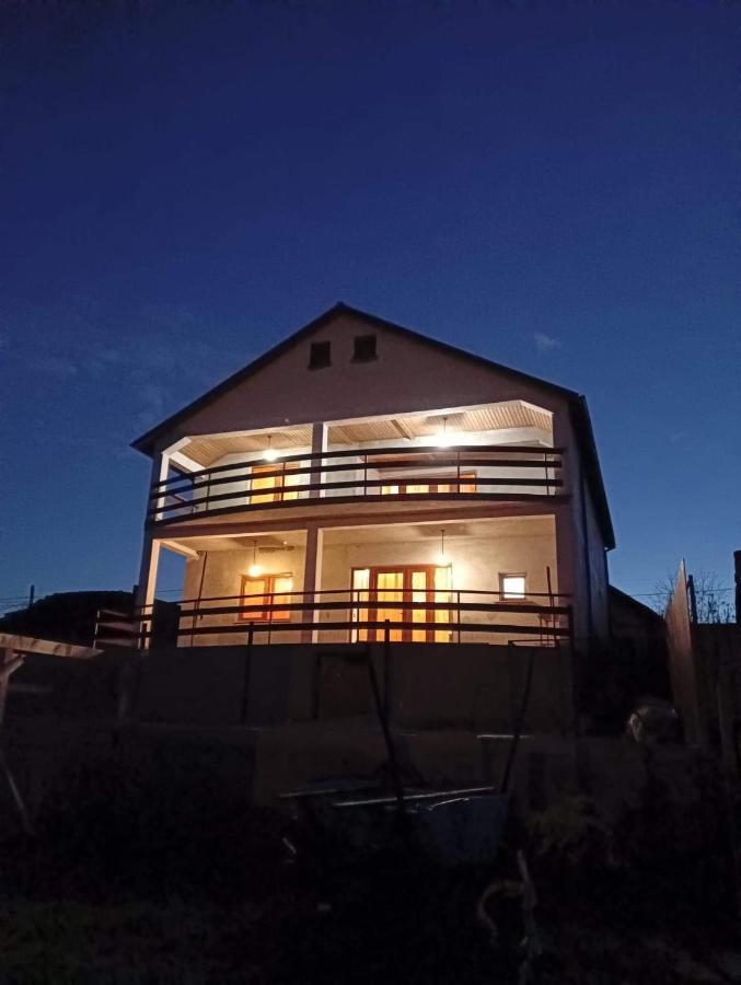 Casa Rasaritul Soarelui Sarichioi Hotel ภายนอก รูปภาพ