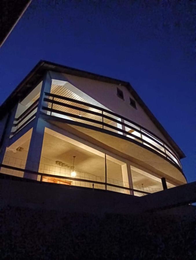 Casa Rasaritul Soarelui Sarichioi Hotel ภายนอก รูปภาพ